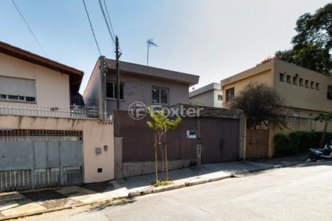 Image 47 - 923851