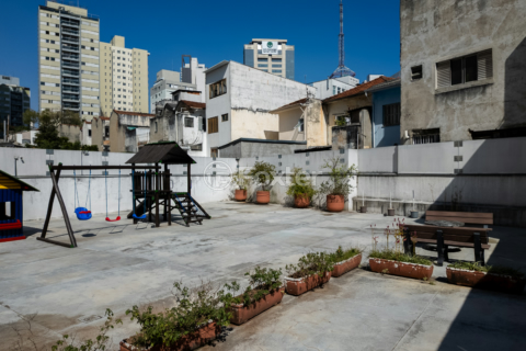 Image 67 - 923859