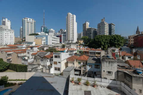 Image 38 - 923859