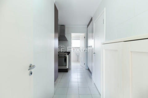 Image 30 - 923918