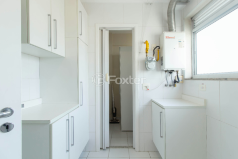 Image 37 - 923918