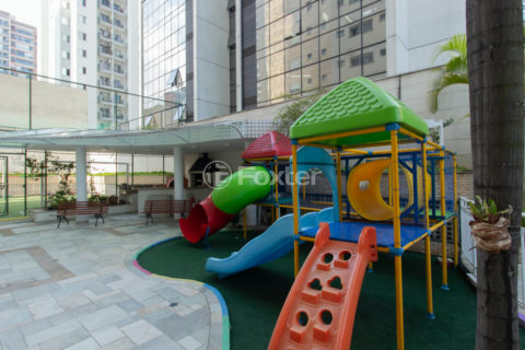 Image 49 - 923918
