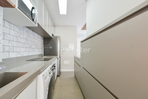 Image 20 - 925071