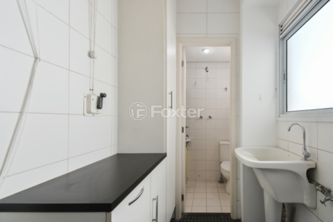 Image 33 - 925336