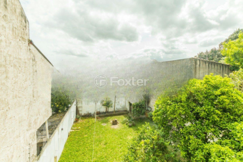 Image 25 - 925650