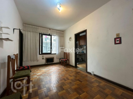 Image 21 - 925668