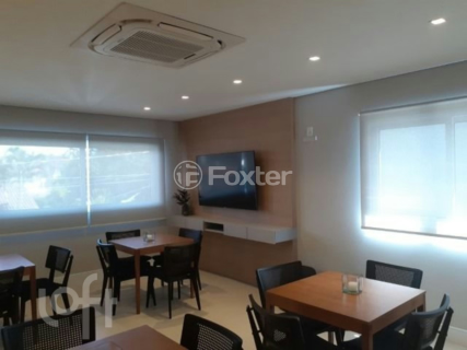 Image 33 - 925890