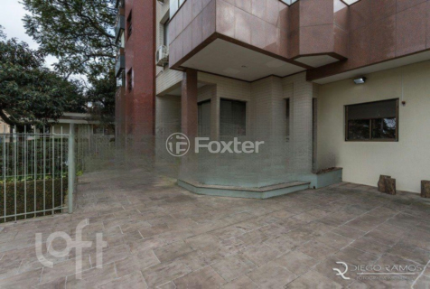 Image 47 - 926002