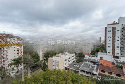 Image 38 - 926002
