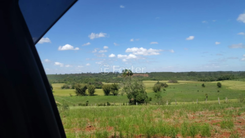 Image 9 - 926125