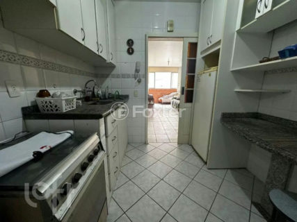 Image 3 - 926490