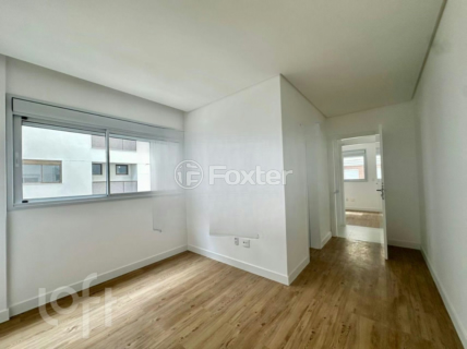 Image 20 - 926522