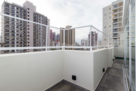 Image 33 - 926570
