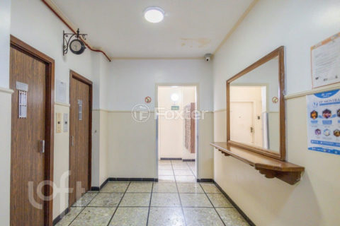 Image 21 - 926710