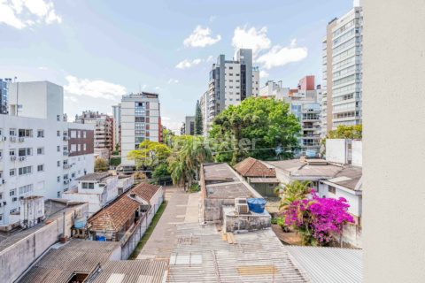 Image 32 - 927040