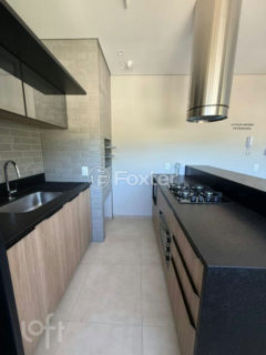 Image 7 - 927550