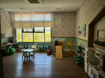 Image 24 - 927566