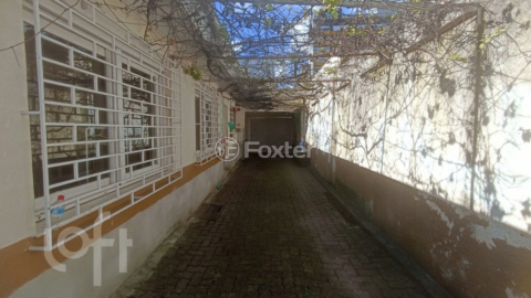 Image 33 - 927577