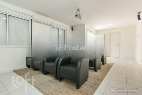 Image 39 - 927744