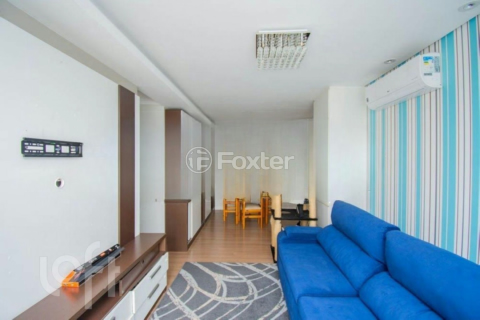 Image 45 - 927744
