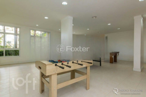 Image 36 - 927744