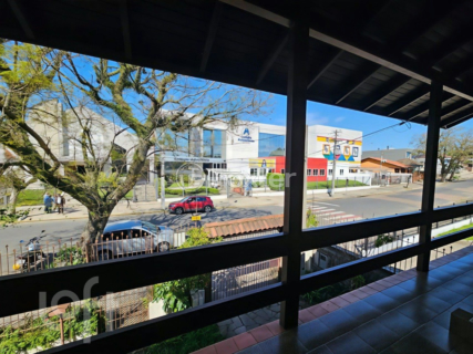 Image 32 - 928381