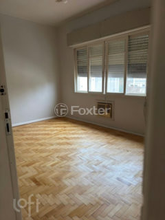Image 7 - 928463