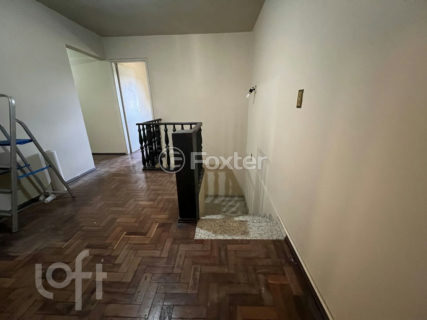 Image 15 - 928540