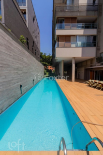 Image 32 - 928676