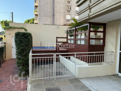 Image 31 - 928725