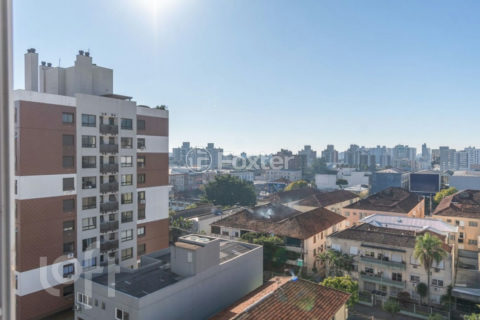 Image 5 - 928725