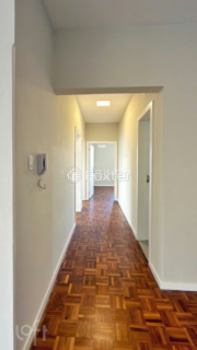 Image 4 - 928761