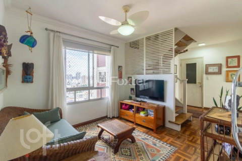 Image 38 - 928911