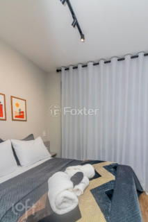 Image 34 - 928966