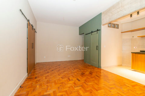 Image 7 - 929324