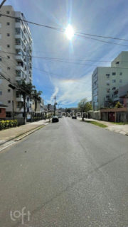 Image 31 - 929358