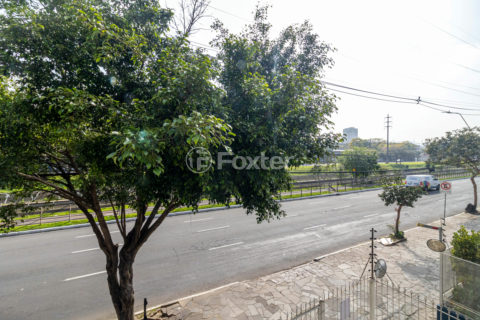 Image 12 - 929426