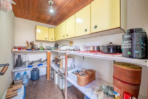 Image 30 - 929438