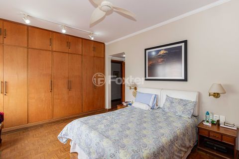 Image 36 - 929445