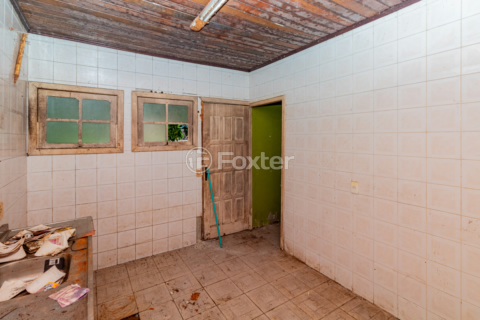 Image 24 - 929532