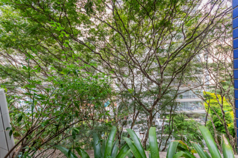 Image 38 - 929754