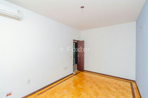 Image 4 - 929782