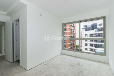 Image 20 - 930345