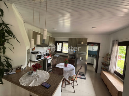 Image 35 - 930473