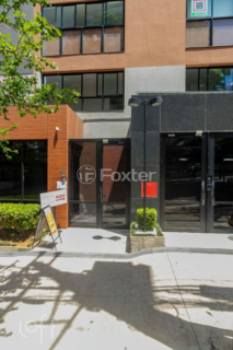 Image 71 - 930571