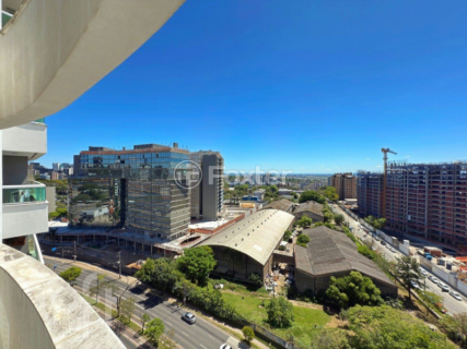 Image 22 - 930698