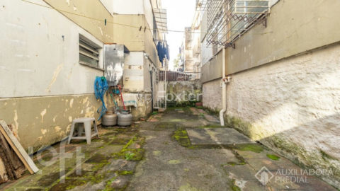 Image 34 - 930931