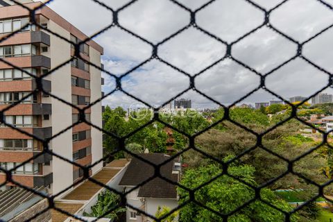 Image 43 - 931018