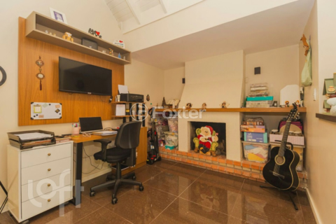 Image 30 - 931039