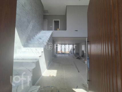 Image 3 - 931135